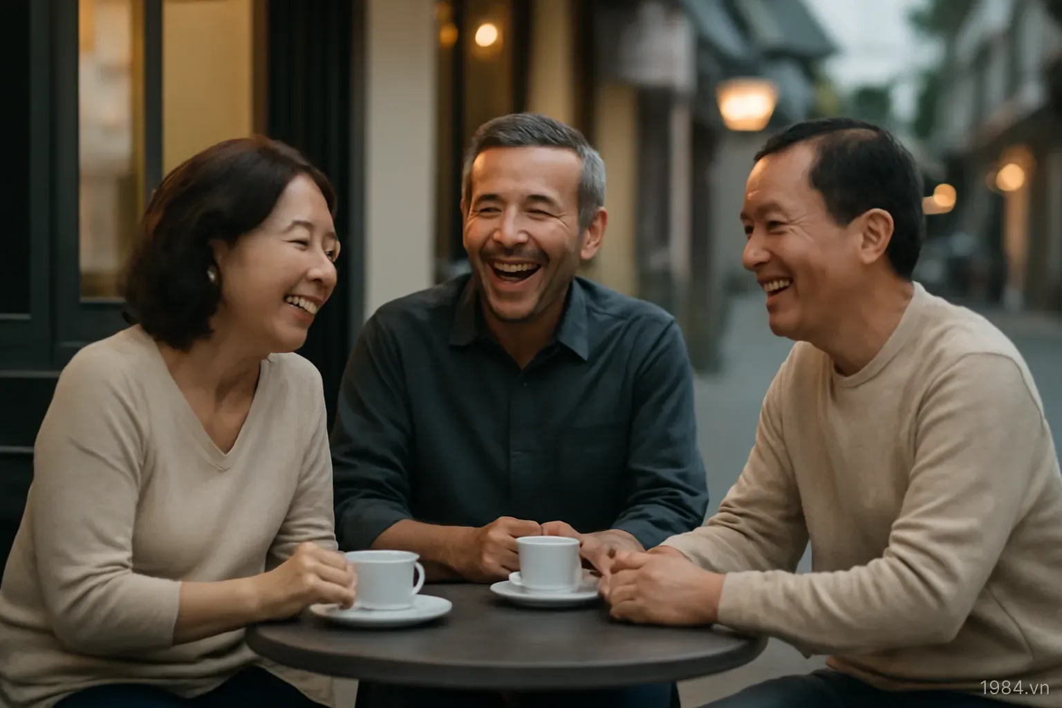 Giữ liên lạc với bạn cũ khi ai cũng bận